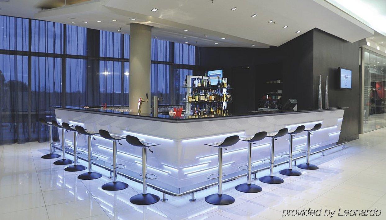 Park Inn Sandton Johannesburg Restaurant photo