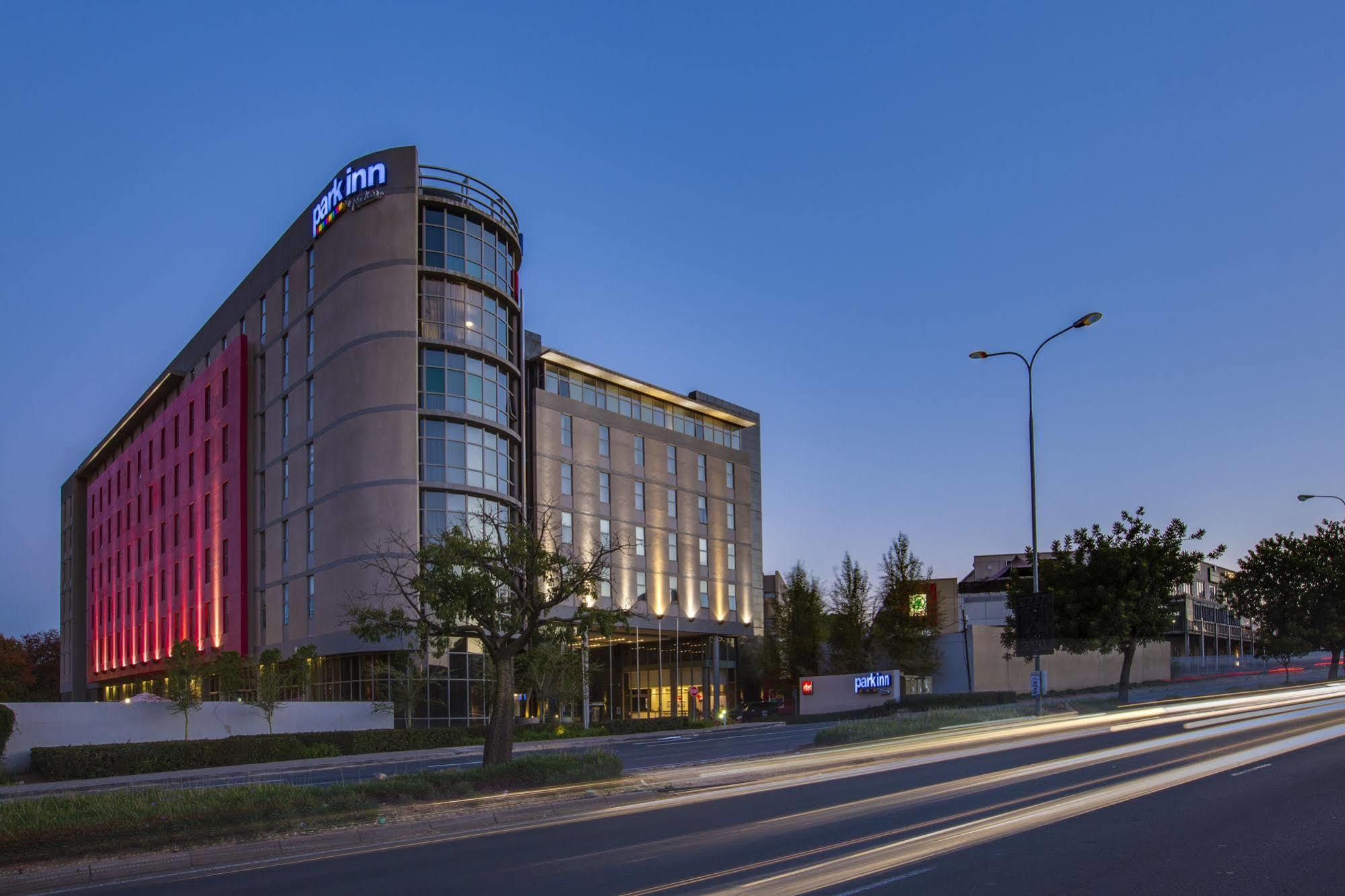 Park Inn Sandton Johannesburg Exterior photo